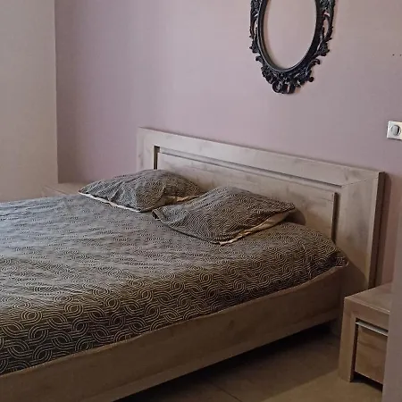 Maison Avec Picine Holiday home *